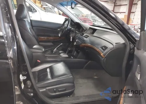 2011 Honda Accord 2.4 Ex-L z USA, uszkodzony, nr VIN 1HGCP2F8XBA080942